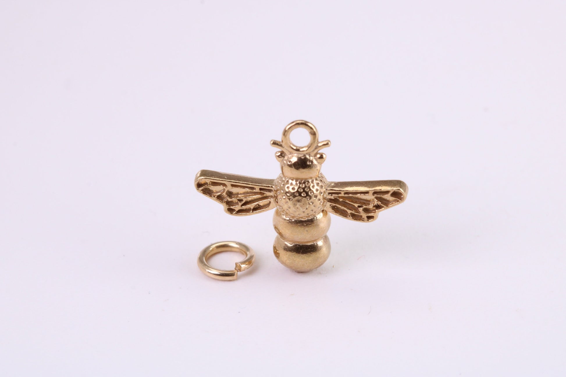 Bumble Bee Charm, Traditional Charm, Made from Solid Yellow Gold, British Hallmarked, Complete with Attachment Link