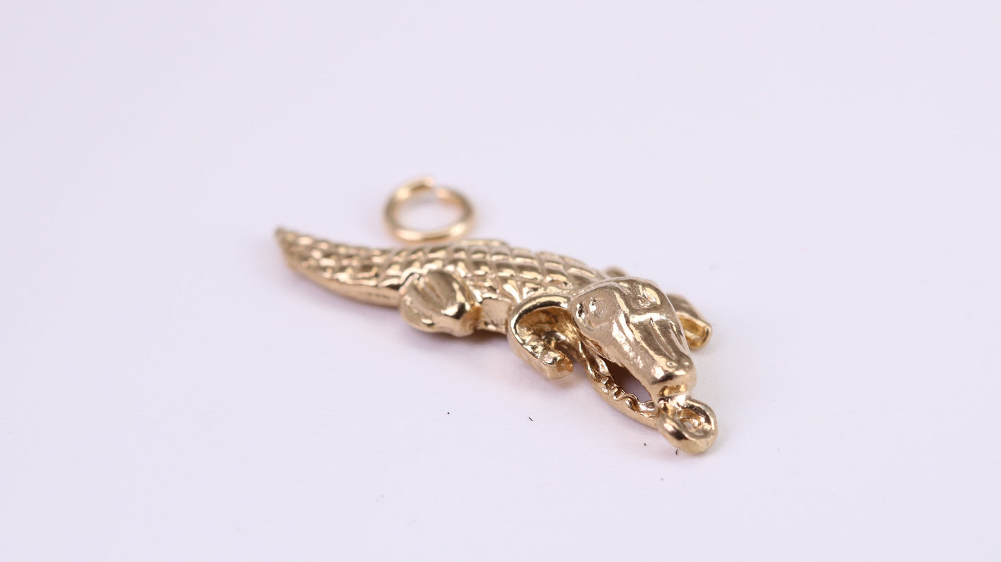 Crocodile Charm, Traditional Charm, Made from Solid Yellow Gold, British Hallmarked, Complete with Attachment Link