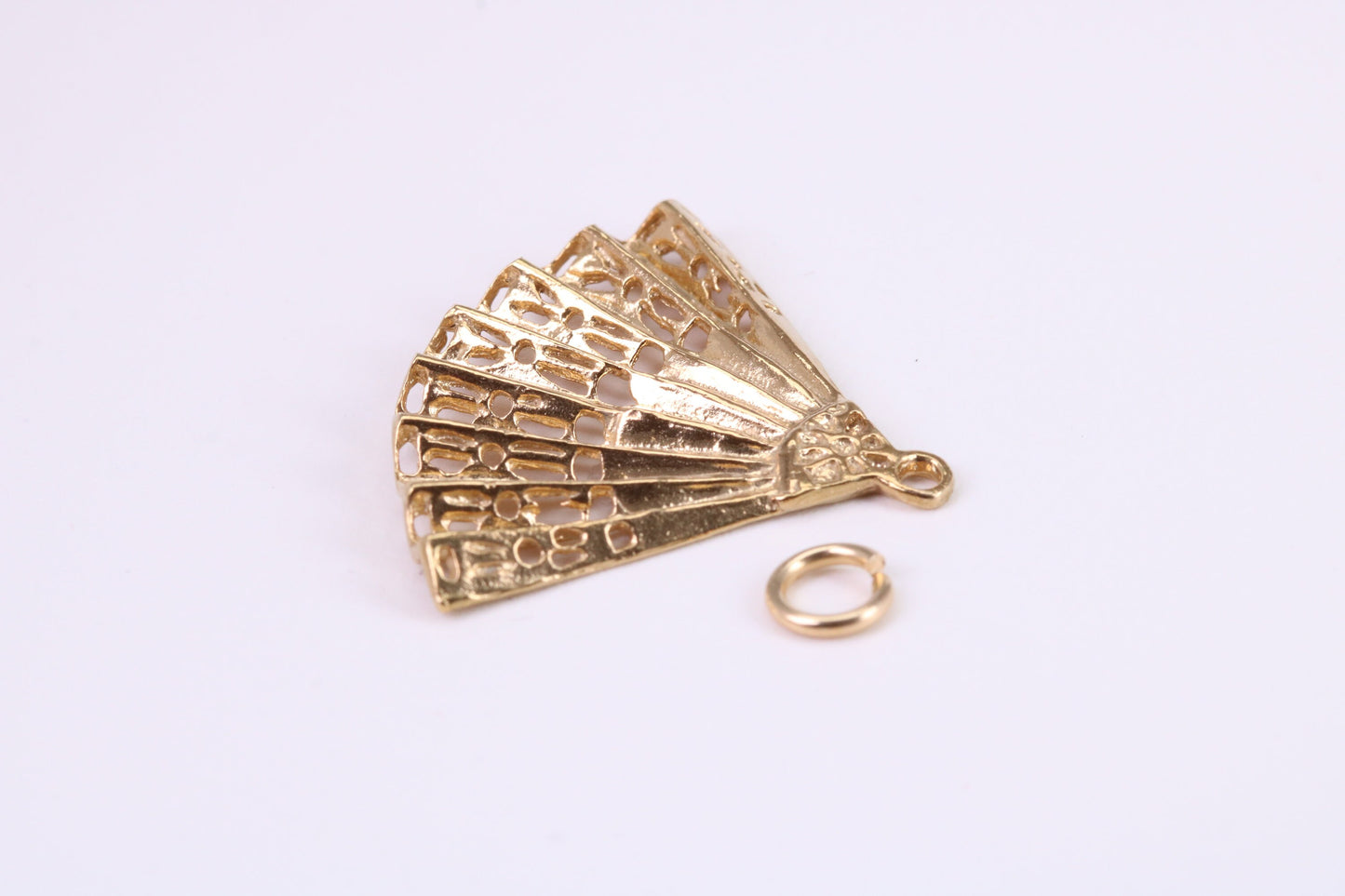 Oriental Fan Charm, Traditional Charm, Made from Solid Yellow Gold, British Hallmarked, Complete with Attachment Link