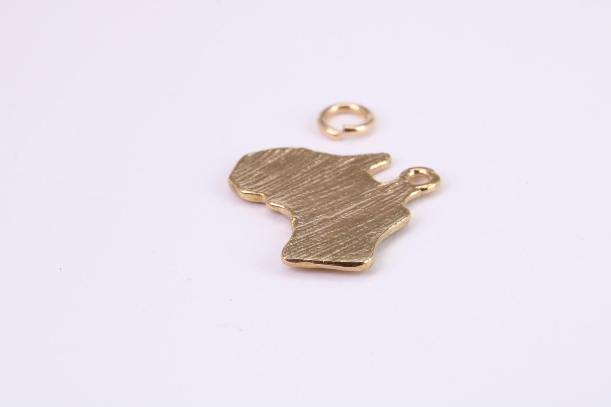 Australia Charm, Traditional Charm, Made from Solid Yellow Gold, British Hallmarked, Complete with Attachment Link