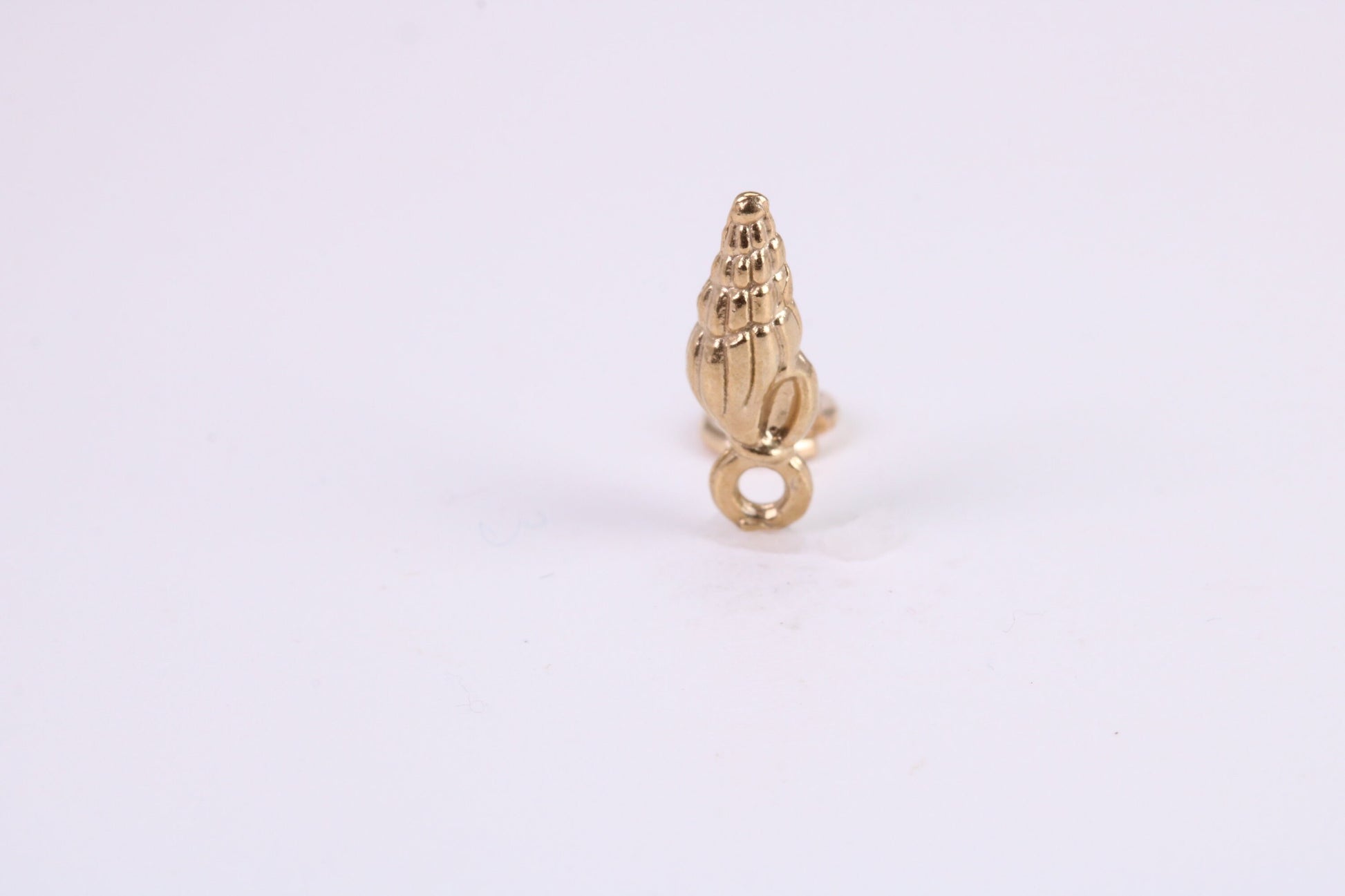 Sea Shell Charm, Traditional Charm, Made from Solid Yellow Gold, British Hallmarked, Complete with Attachment Link
