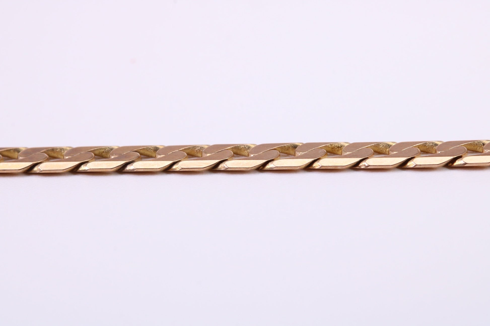 Diamond cut Curb Bracelet, Ideal for Ladies or Gents, Made From Solid Yellow Gold, British Hallmarked, Luxury Gift Boxed