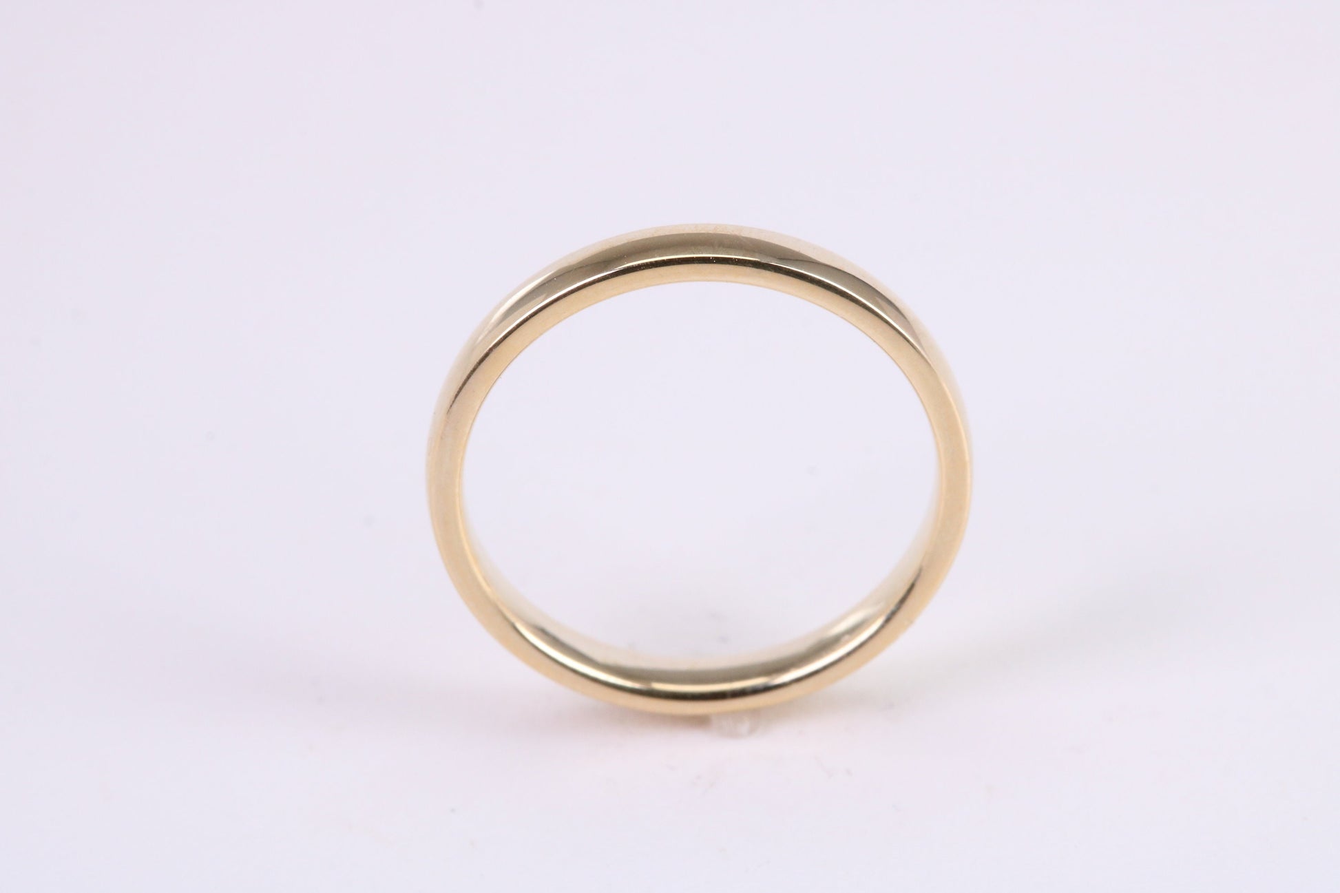 2.50 mm Wide Simple Comfort Court Profile Wedding Band, Made from Solid Yellow Gold, British Hallmarked