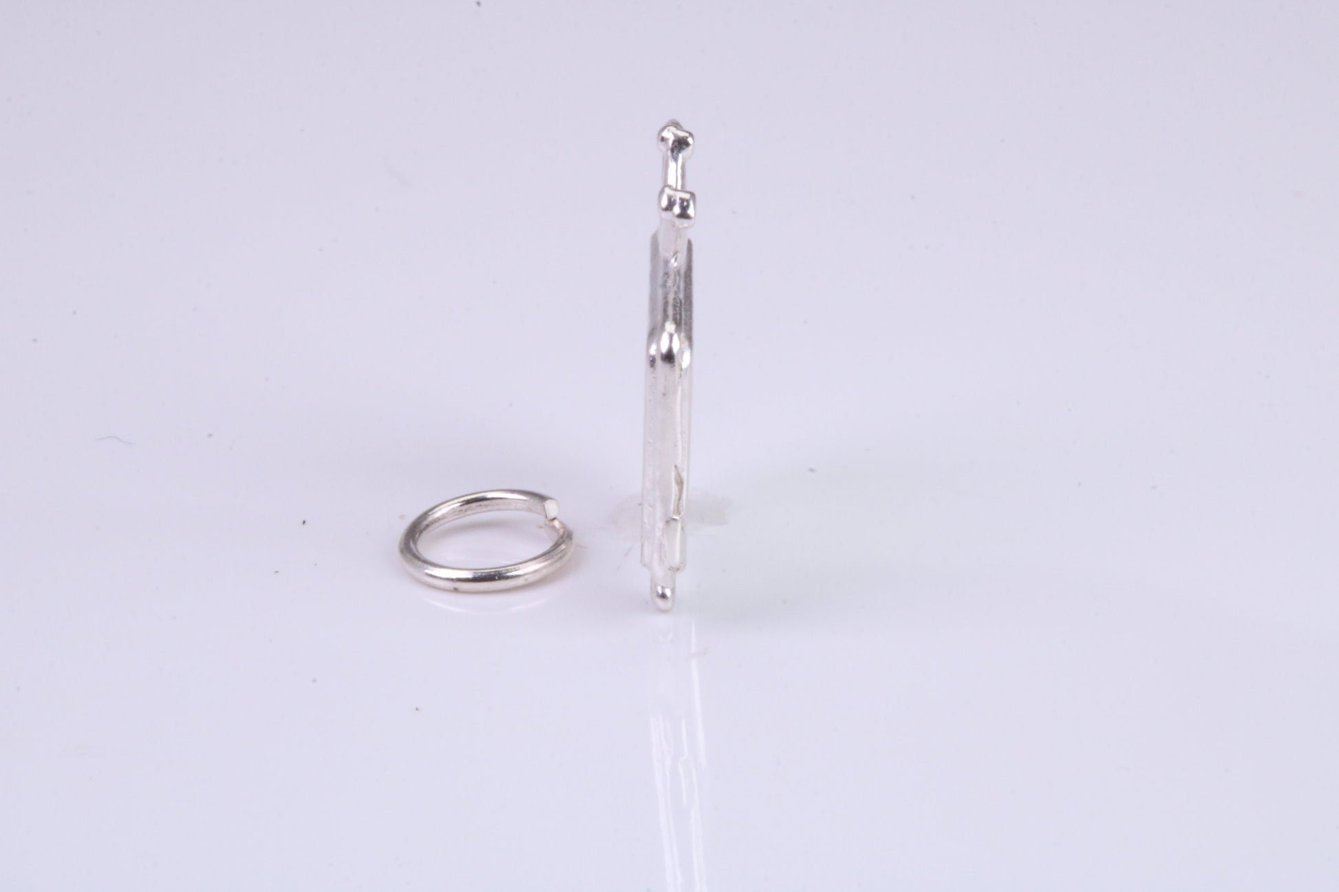 Vintage Television Charm, Traditional Charm, Made from Solid 925 Grade Sterling Silver, Complete with Attachment Link