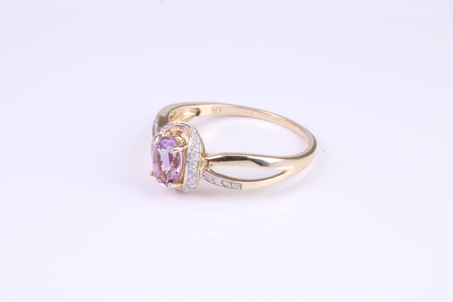 Amethyst and Diamonds set Yellow Gold ring, Natural oval cut Amethyst and natural Diamonds, British hallmarked