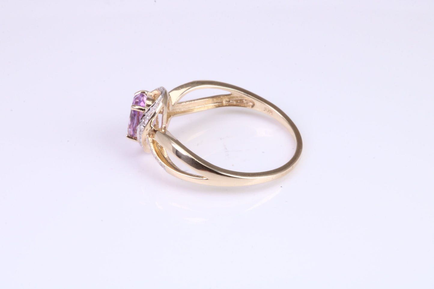 Amethyst and Diamonds set Yellow Gold ring, Natural oval cut Amethyst and natural Diamonds, British hallmarked
