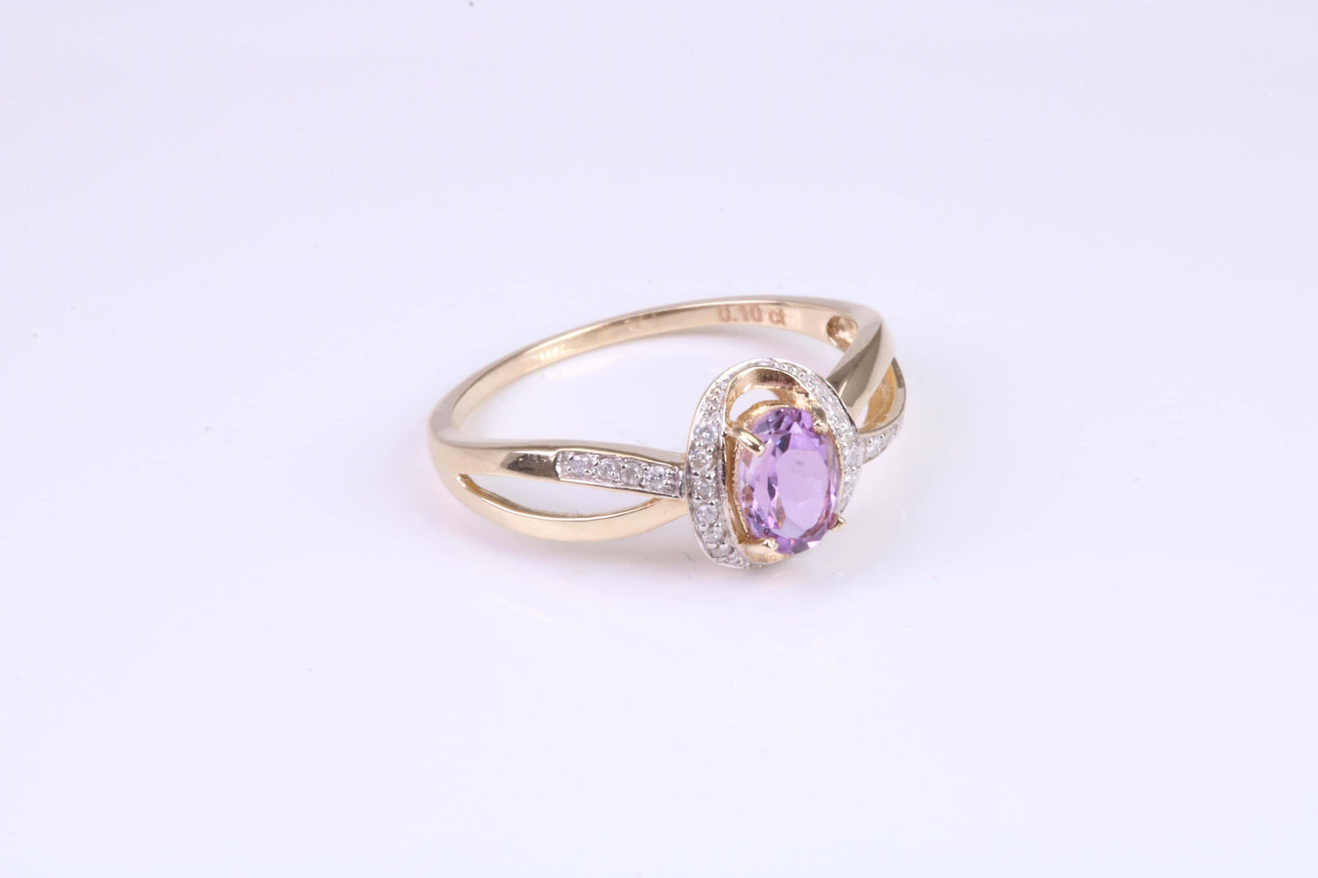 Amethyst and Diamonds set Yellow Gold ring, Natural oval cut Amethyst and natural Diamonds, British hallmarked