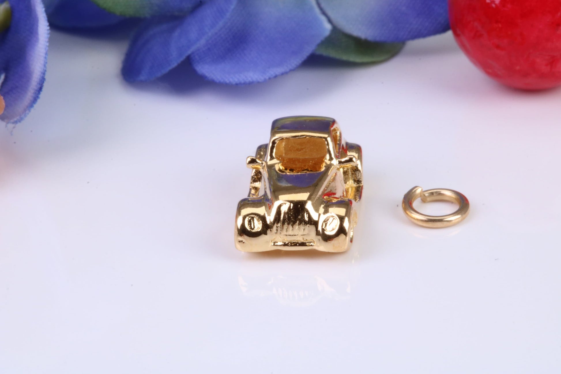 Car Charm, Traditional Charm, Made from Solid Yellow Gold, British Hallmarked, Complete with Attachment Link