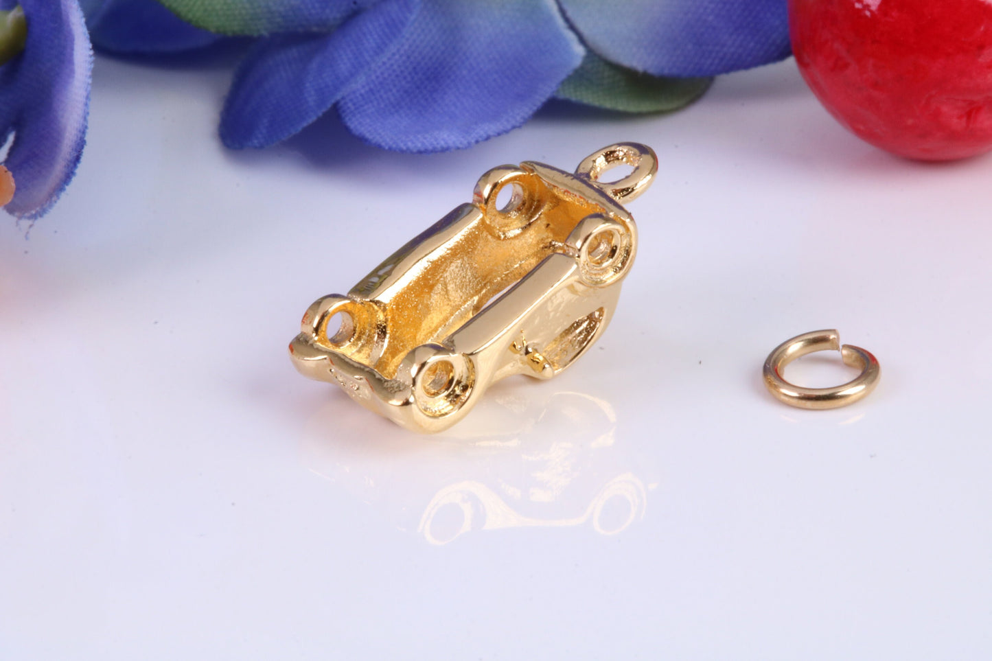 Car Charm, Traditional Charm, Made from Solid Yellow Gold, British Hallmarked, Complete with Attachment Link