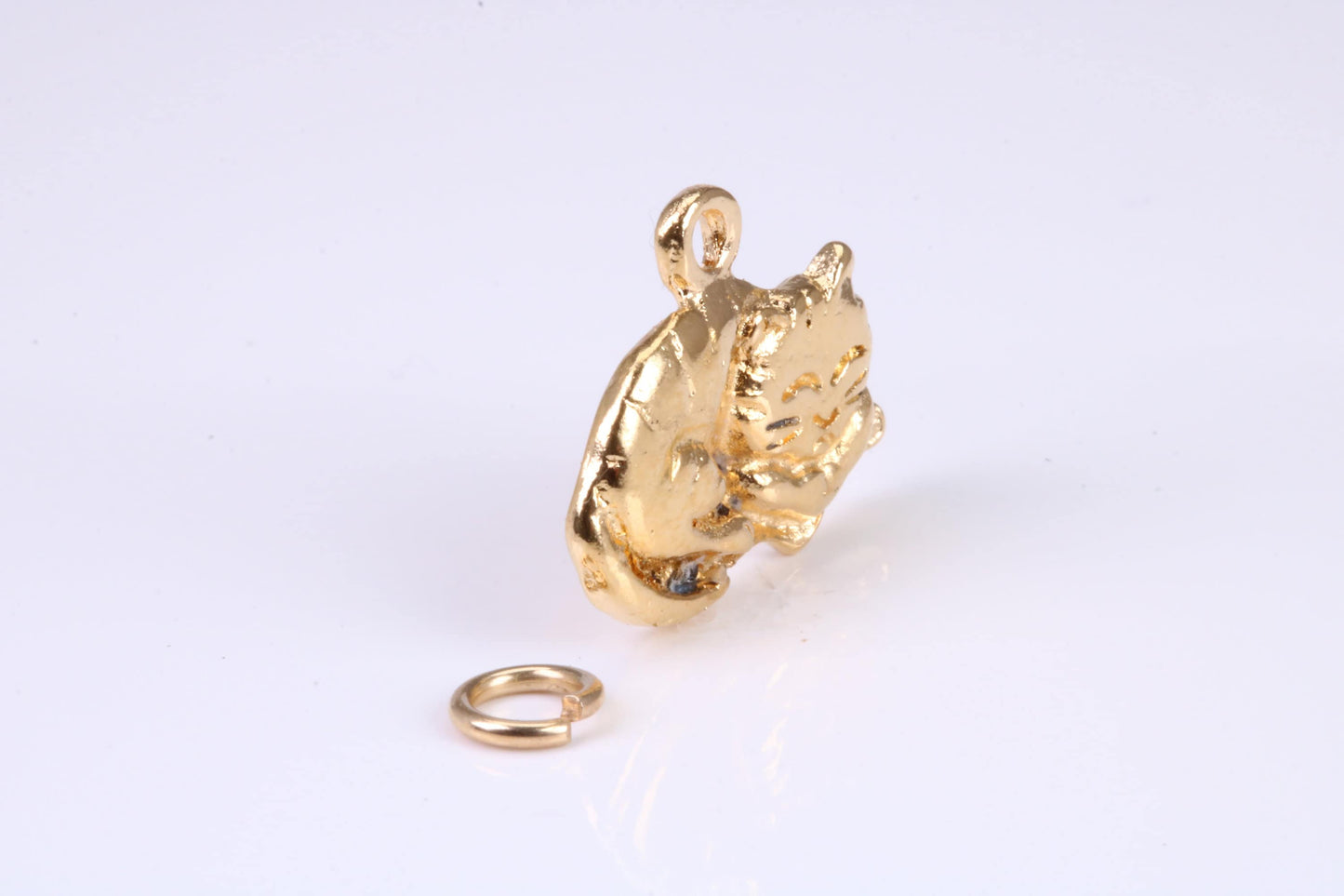 Cat Charm, Traditional Charm, Made from Solid Yellow Gold, British Hallmarked, Complete with Attachment Link