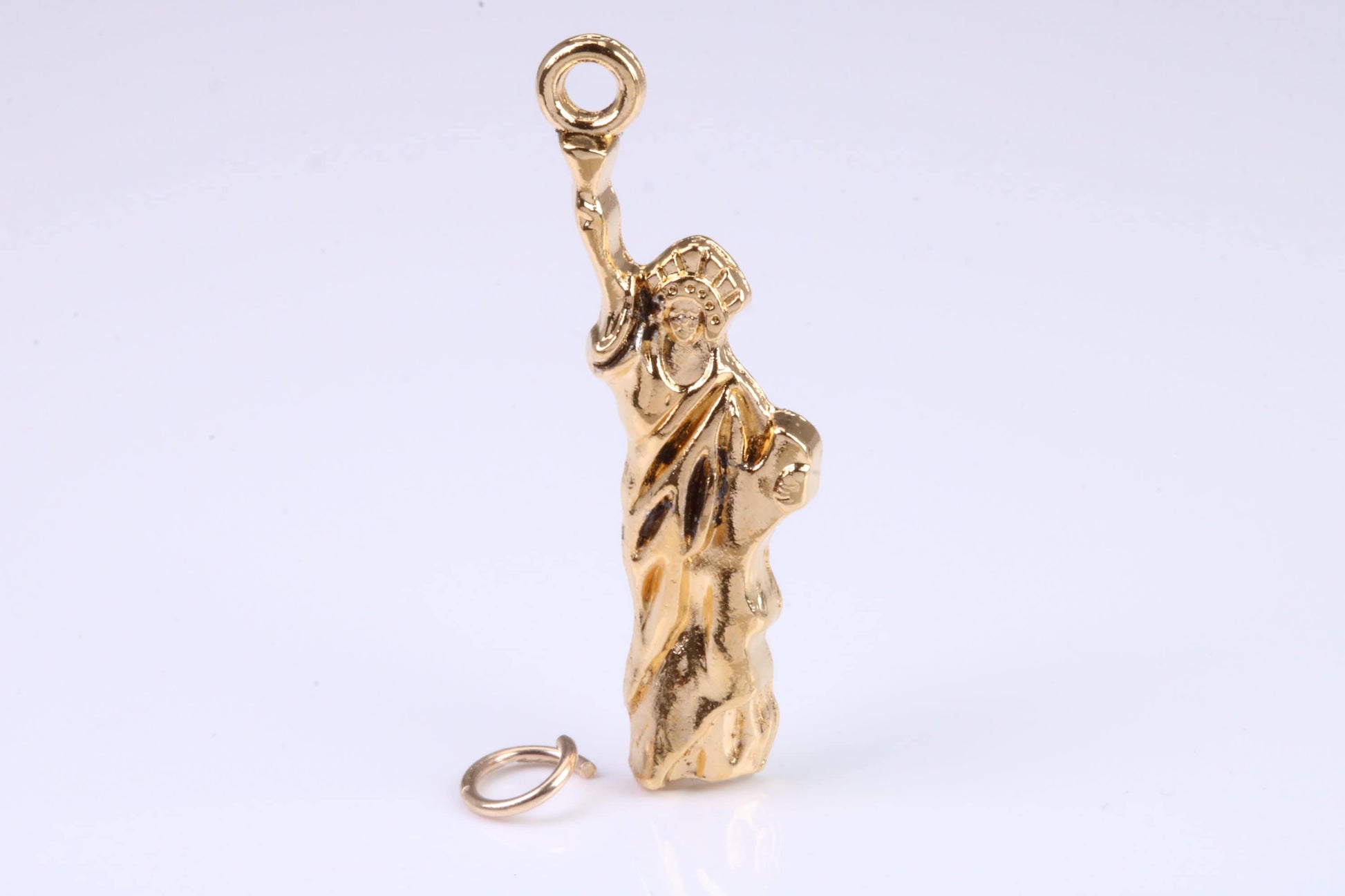 Statue of Liberty Charm, Traditional Charm, Made from Solid Yellow Gold, British Hallmarked, Complete with Attachment Link