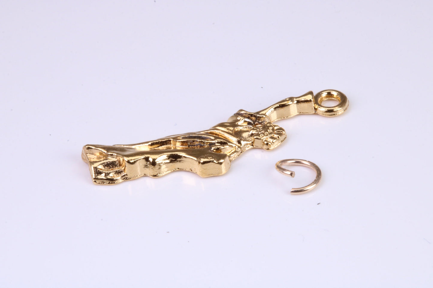 Statue of Liberty Charm, Traditional Charm, Made from Solid Yellow Gold, British Hallmarked, Complete with Attachment Link