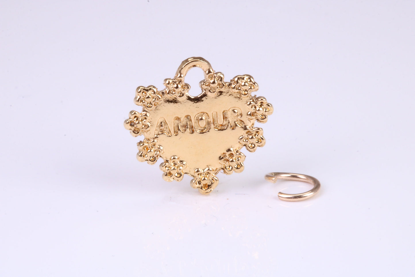 Love Amour Charm, Traditional Charm, Made from Solid Yellow Gold, British Hallmarked, Complete with Attachment Link