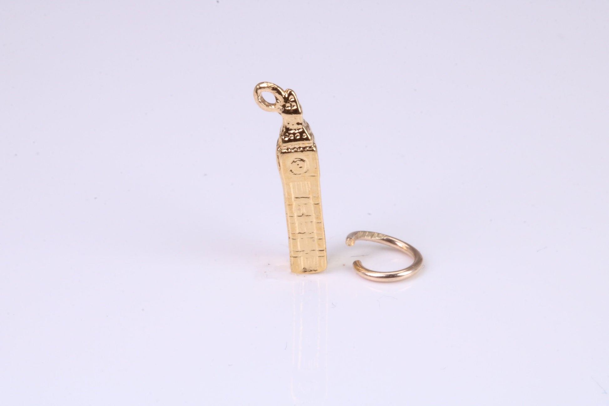 Iconic London Big Ben Charm, Traditional Charm, Made from Solid Yellow Gold, British Hallmarked, Complete with Attachment Link