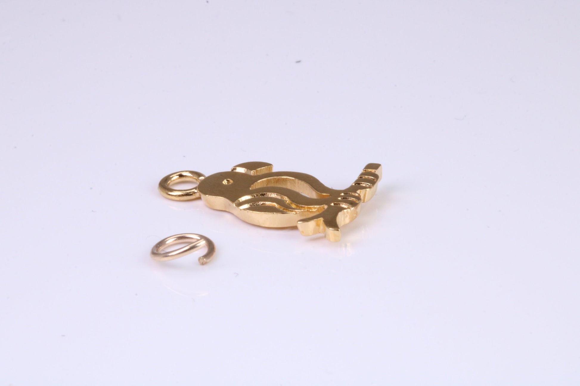 Parrot Charm, Traditional Charm, Made from Solid Yellow Gold, British Hallmarked, Complete with Attachment Link