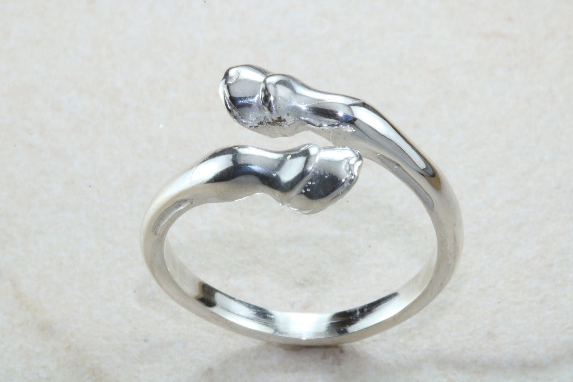 Horse Hoof ring, solid silver with high polished finish, suitable for all ages. Available in silver, yellow gold, white gold and platinum