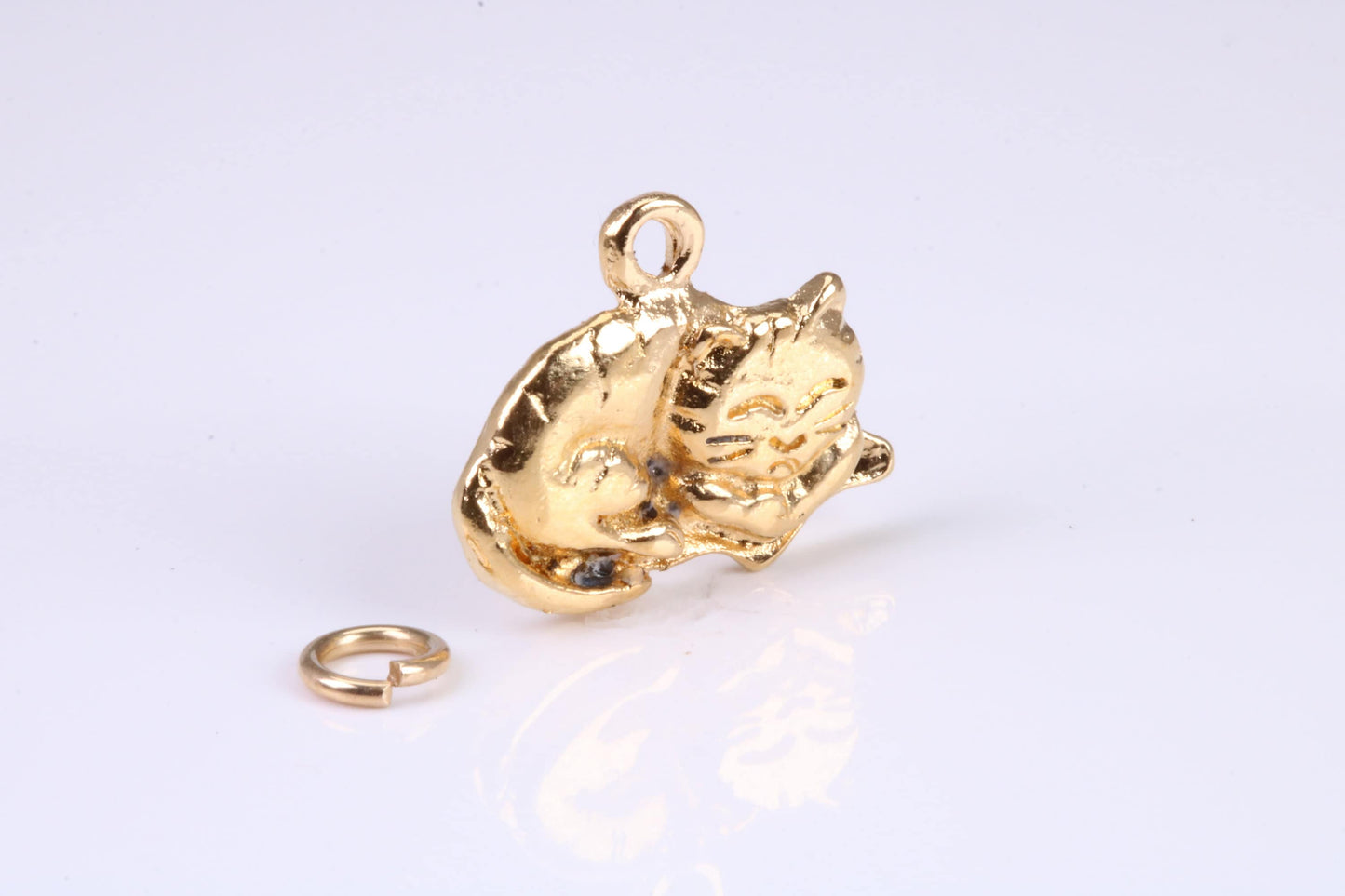 Cat Charm, Traditional Charm, Made from Solid Yellow Gold, British Hallmarked, Complete with Attachment Link