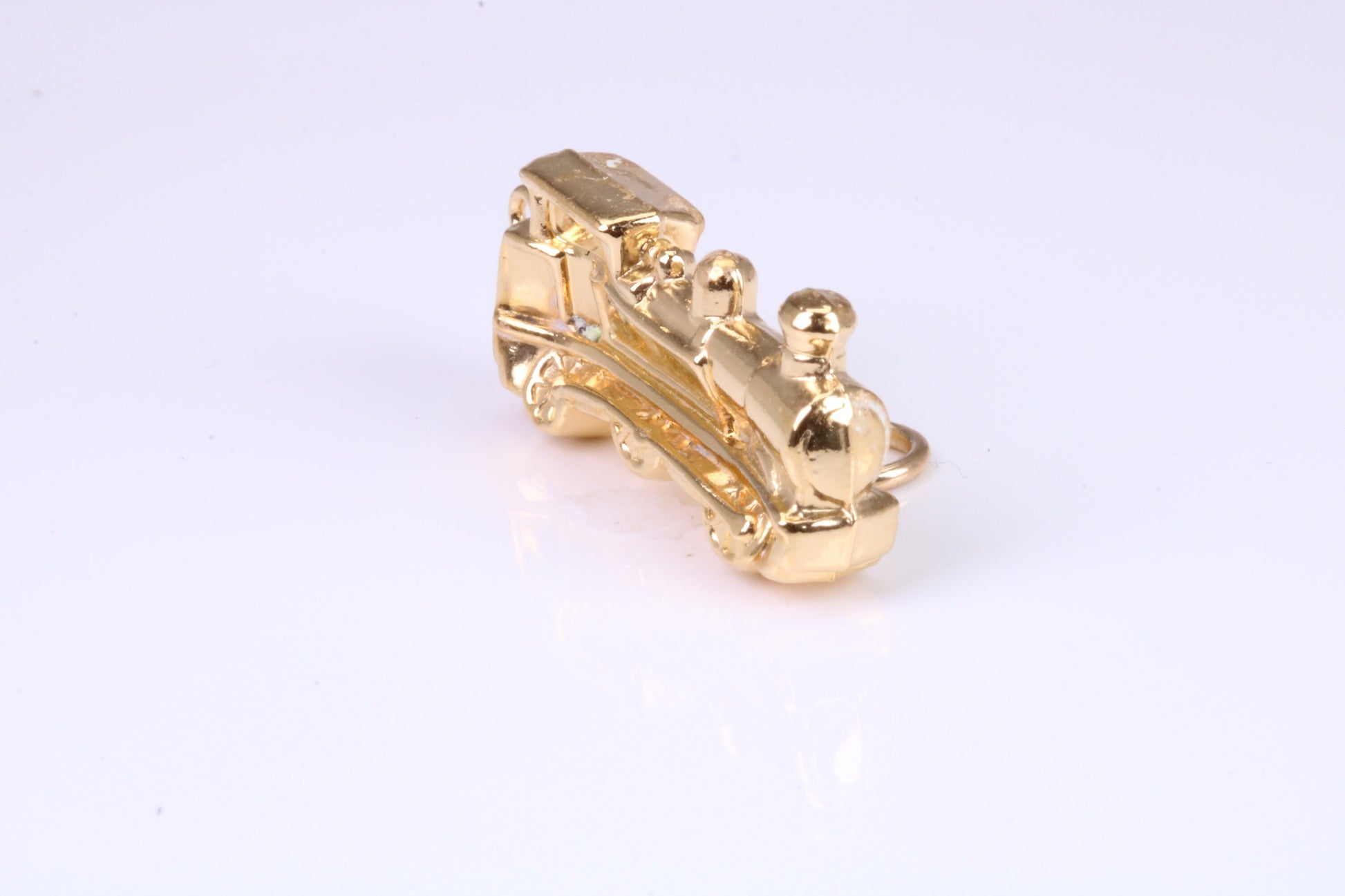 Train Charm, Traditional Charm, Made from Solid Yellow Gold, British Hallmarked, Complete with Attachment Link