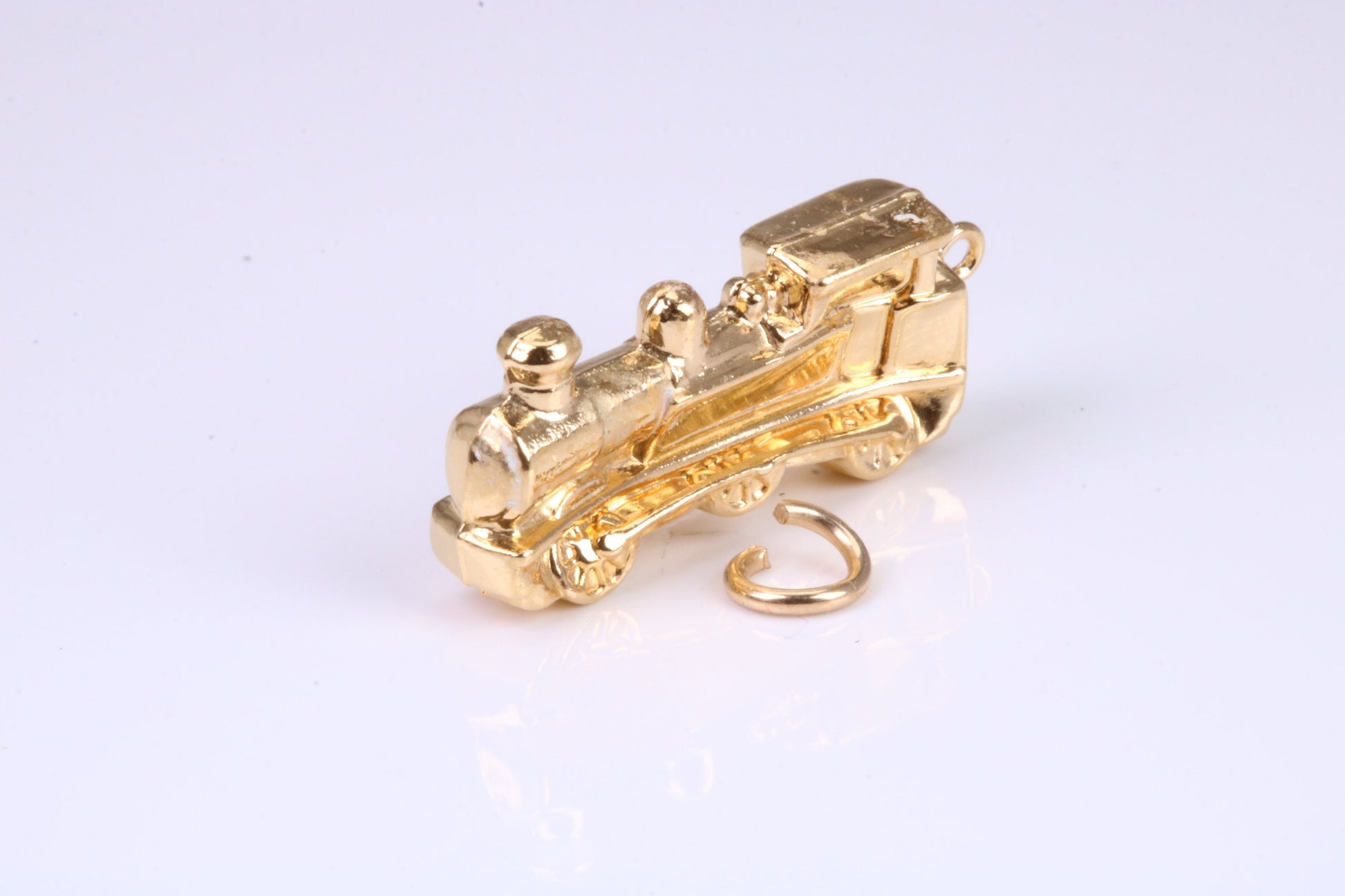Train Charm, Traditional Charm, Made from Solid Yellow Gold, British Hallmarked, Complete with Attachment Link