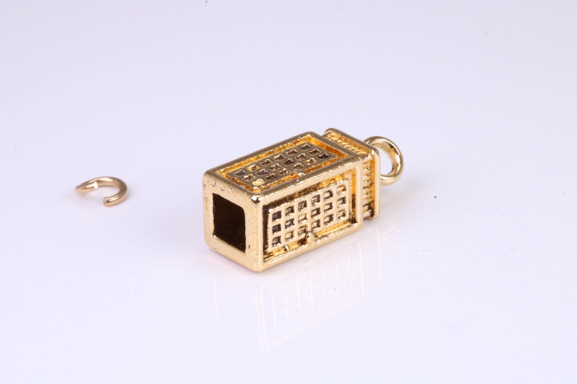 Telephone Booth Charm, Traditional Charm, Made from Solid Yellow Gold, British Hallmarked, Complete with Attachment Link