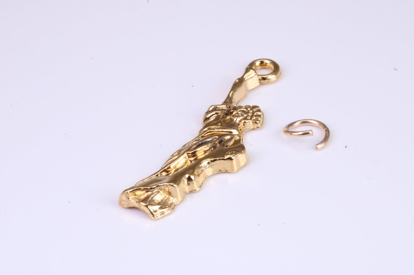 Statue of Liberty Charm, Traditional Charm, Made from Solid Yellow Gold, British Hallmarked, Complete with Attachment Link