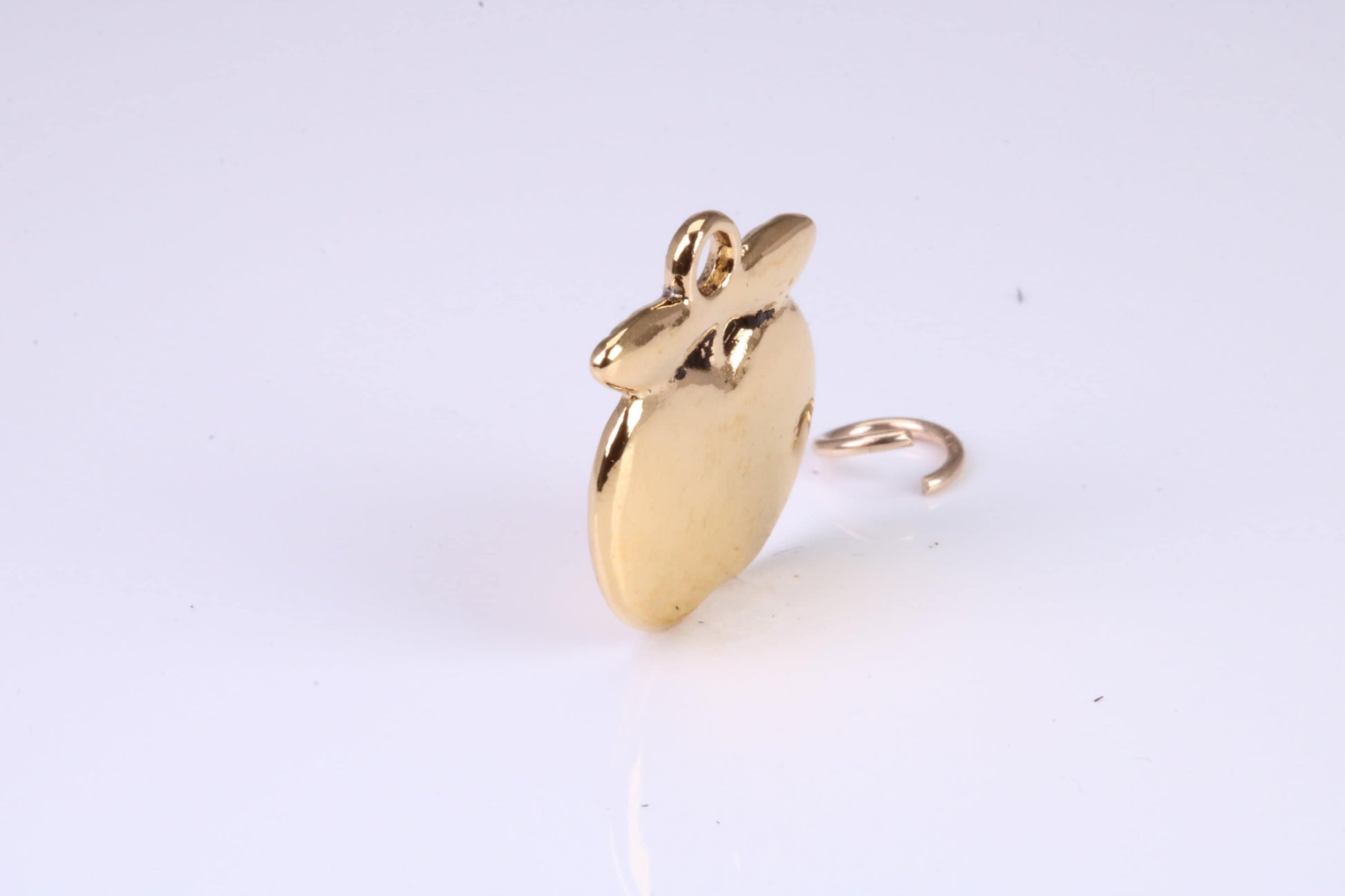 Apple Charm, Traditional Charm, Made from Solid Yellow Gold, British Hallmarked, Complete with Attachment Link