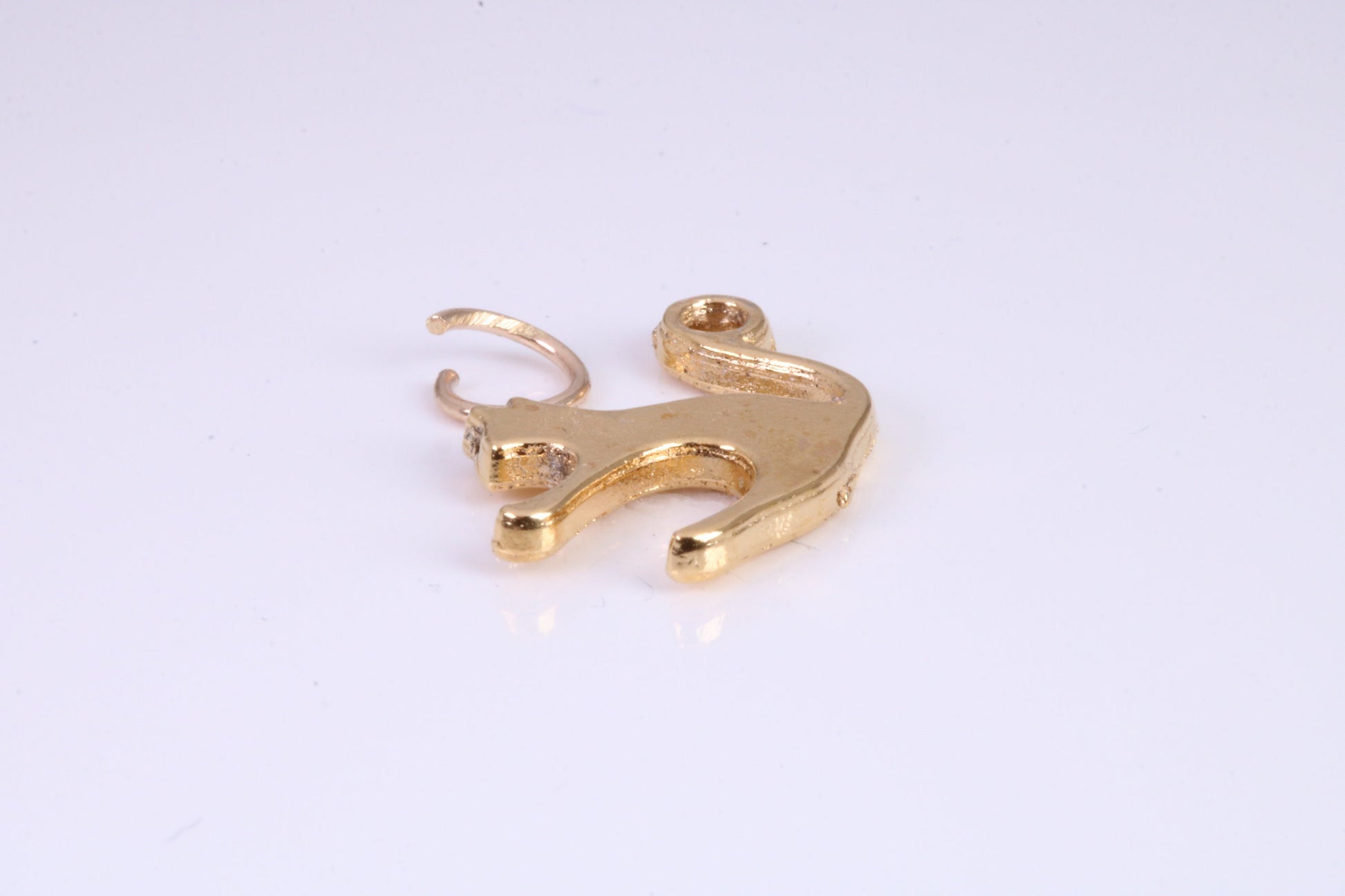 Cat Charm, Traditional Charm, Made from Solid Yellow Gold, British Hallmarked, Complete with Attachment Link