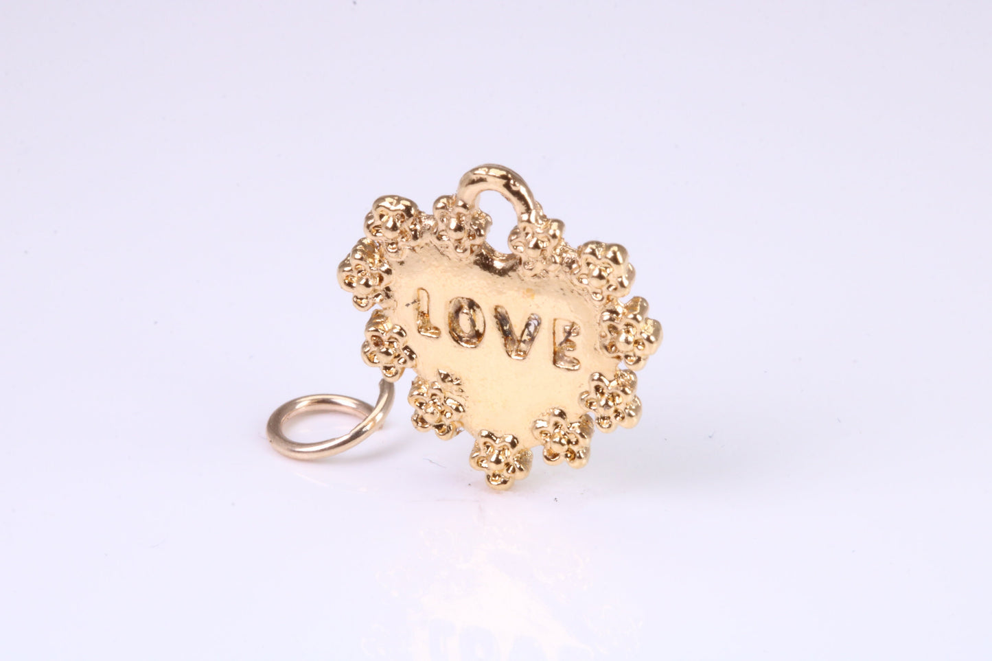 Love Amour Charm, Traditional Charm, Made from Solid Yellow Gold, British Hallmarked, Complete with Attachment Link