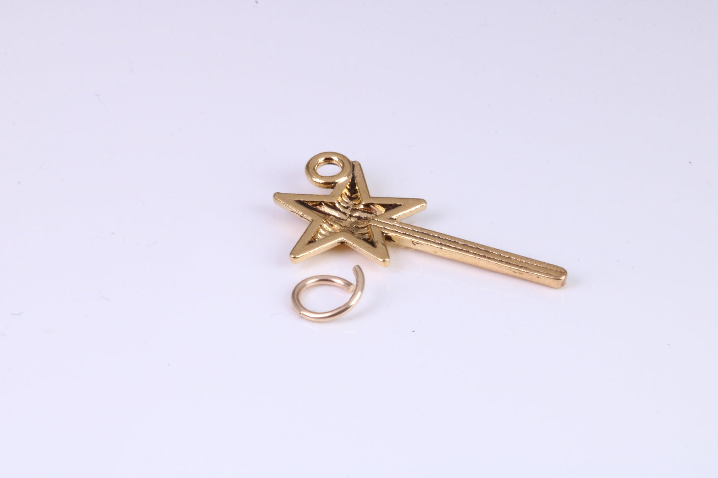 Princess Magic Wand Charm, Traditional Charm, Made from Solid Yellow Gold, British Hallmarked, Complete with Attachment Link