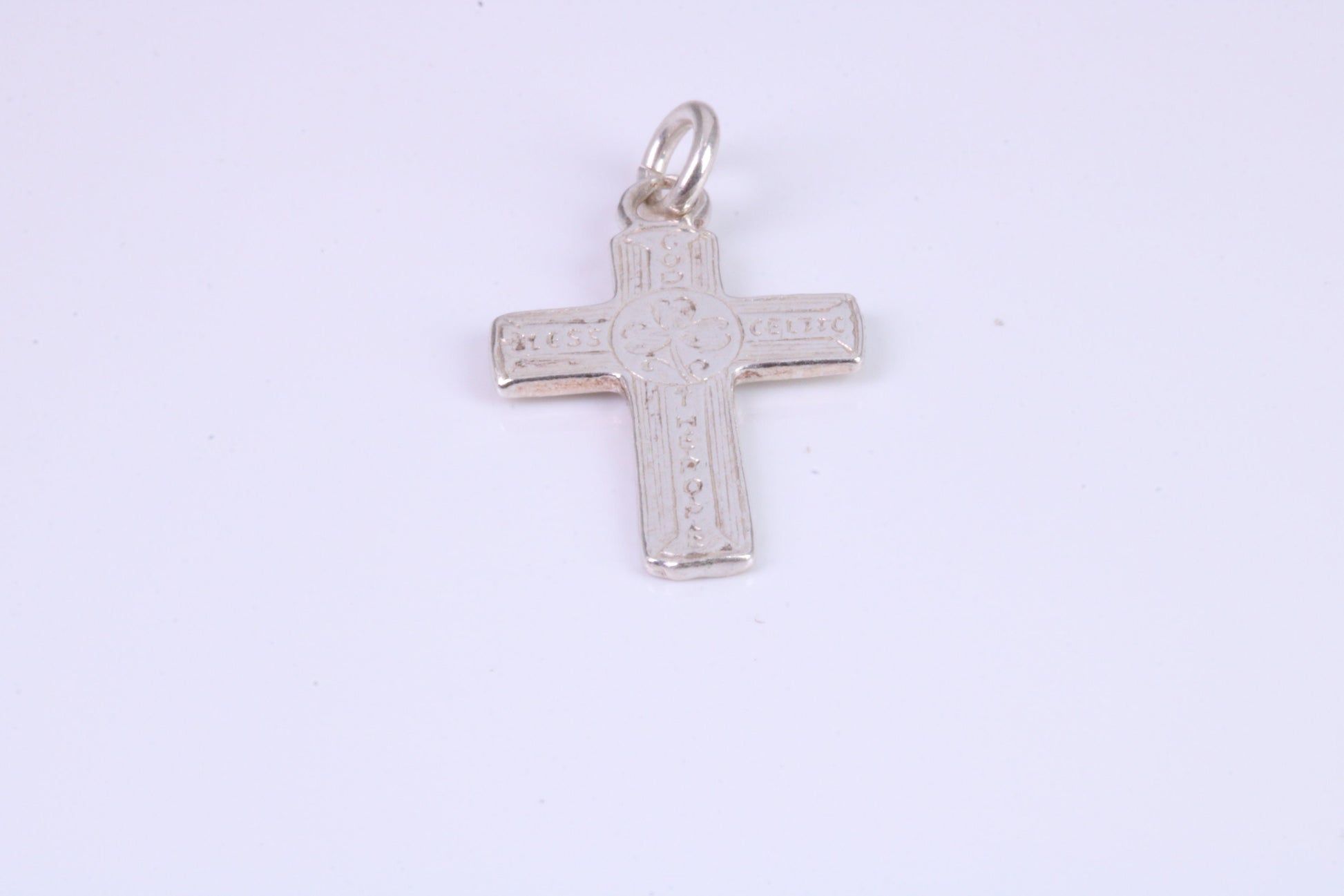 Small 21 mm Long Patterned Cross, Made From Solid Cast Silver, Complete With Silver Chain