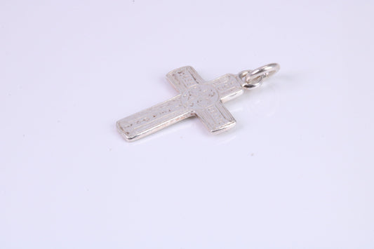 Small 21 mm Long Patterned Cross, Made From Solid Cast Silver, Complete With Silver Chain