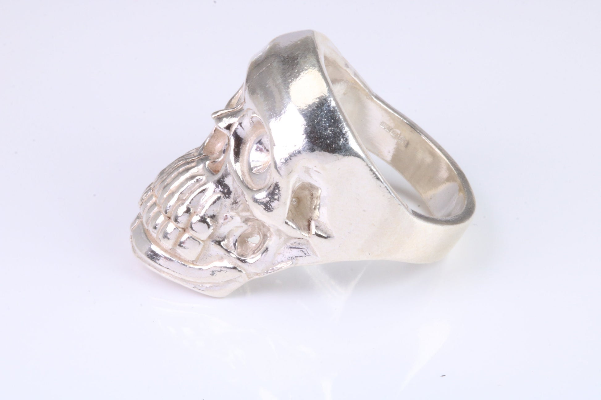 Very large and very heavy Skull ring,solid silver, perfect for ladies and gents. Available in silver, yellow gold, white gold and platinum