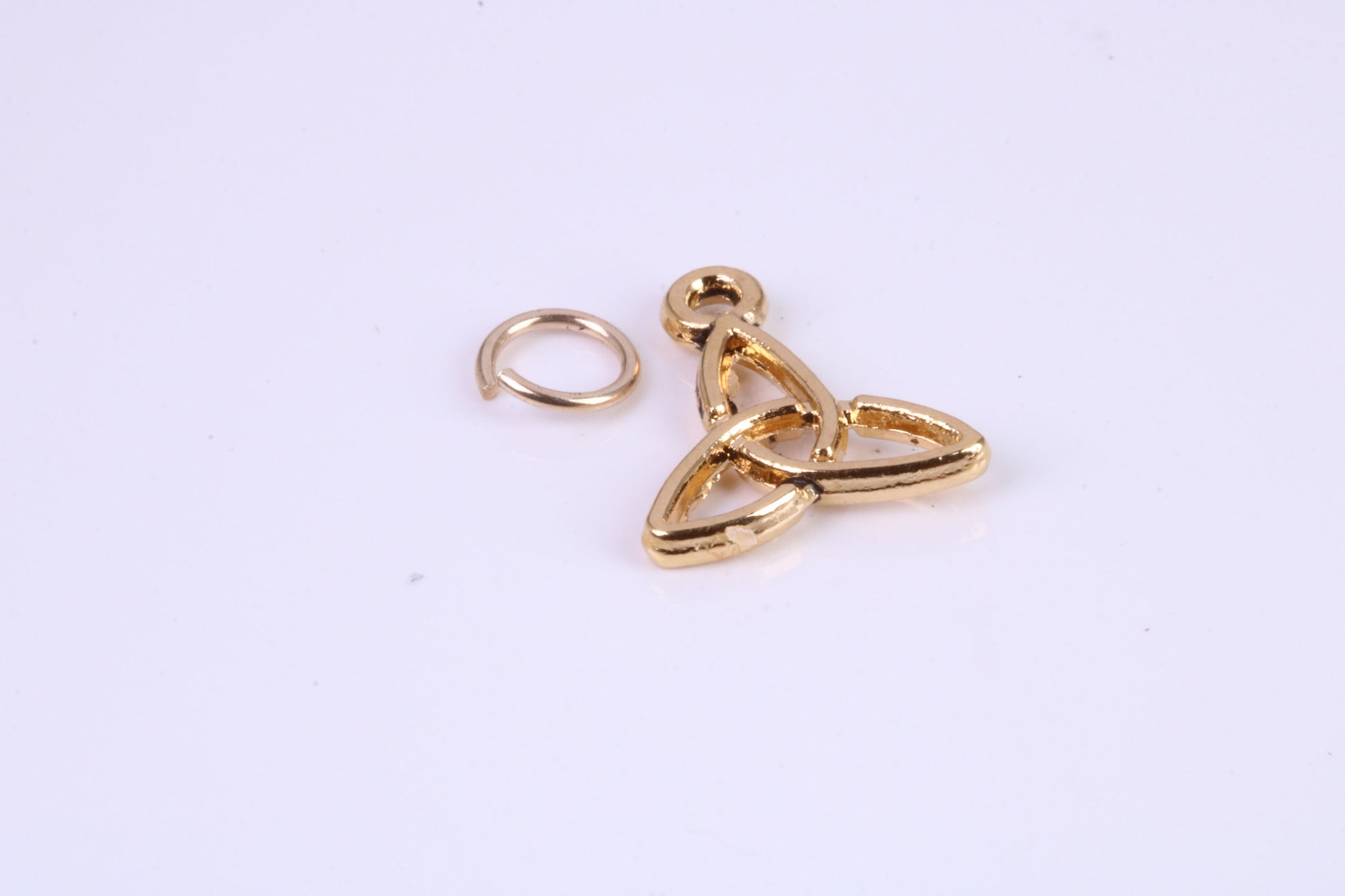 Trinity Knot Charm, Traditional Charm, Made from Solid Cast Yellow Gold, British Hallmarked, Complete with Attachment Link