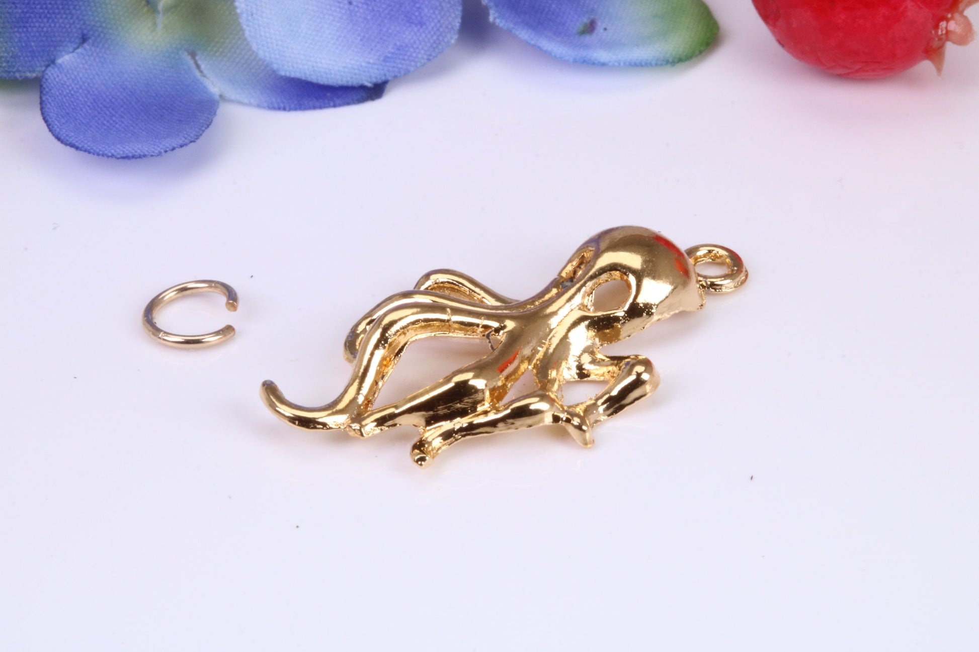 Octopus Charm, Traditional Charm, Made from Solid Cast Yellow Gold, British Hallmarked