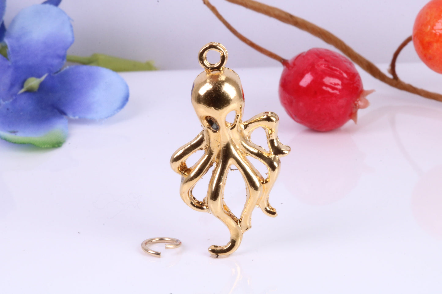 Octopus Charm, Traditional Charm, Made from Solid Cast Yellow Gold, British Hallmarked