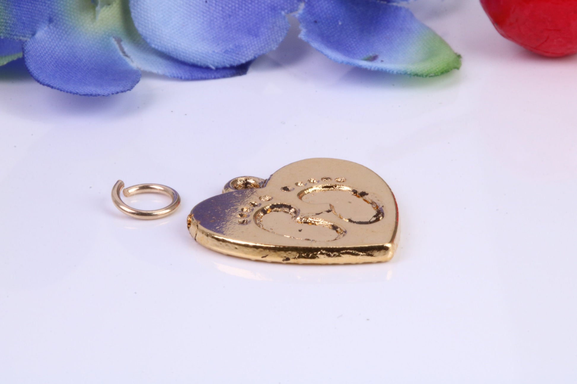 Foot Prints Charm, Traditional Charm, Made from Solid Cast Yellow Gold, British Hallmarked