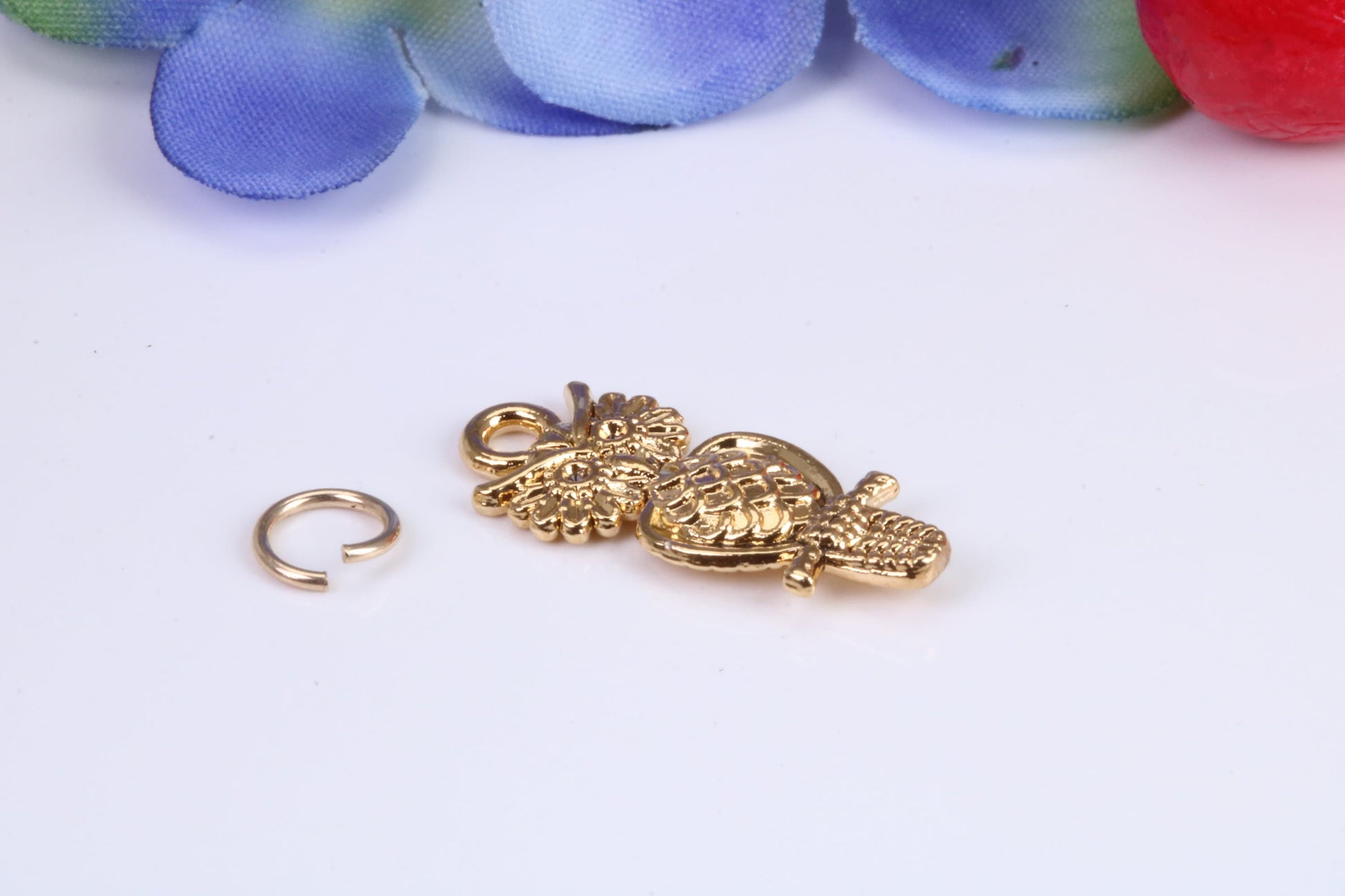 Owl Charm, Traditional Charm, Made from Solid Cast Yellow Gold, British Hallmarked