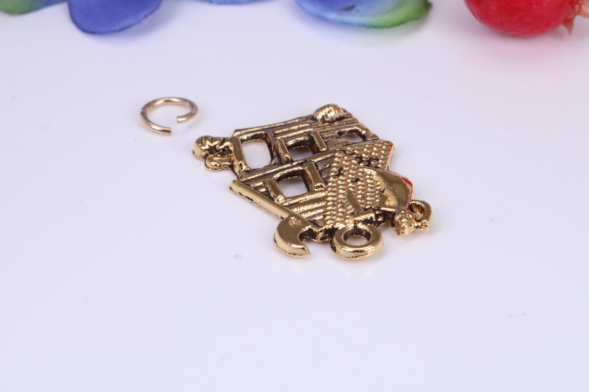 Haunted House Charm, Traditional Charm, Made from Solid Cast Yellow Gold, British Hallmarked