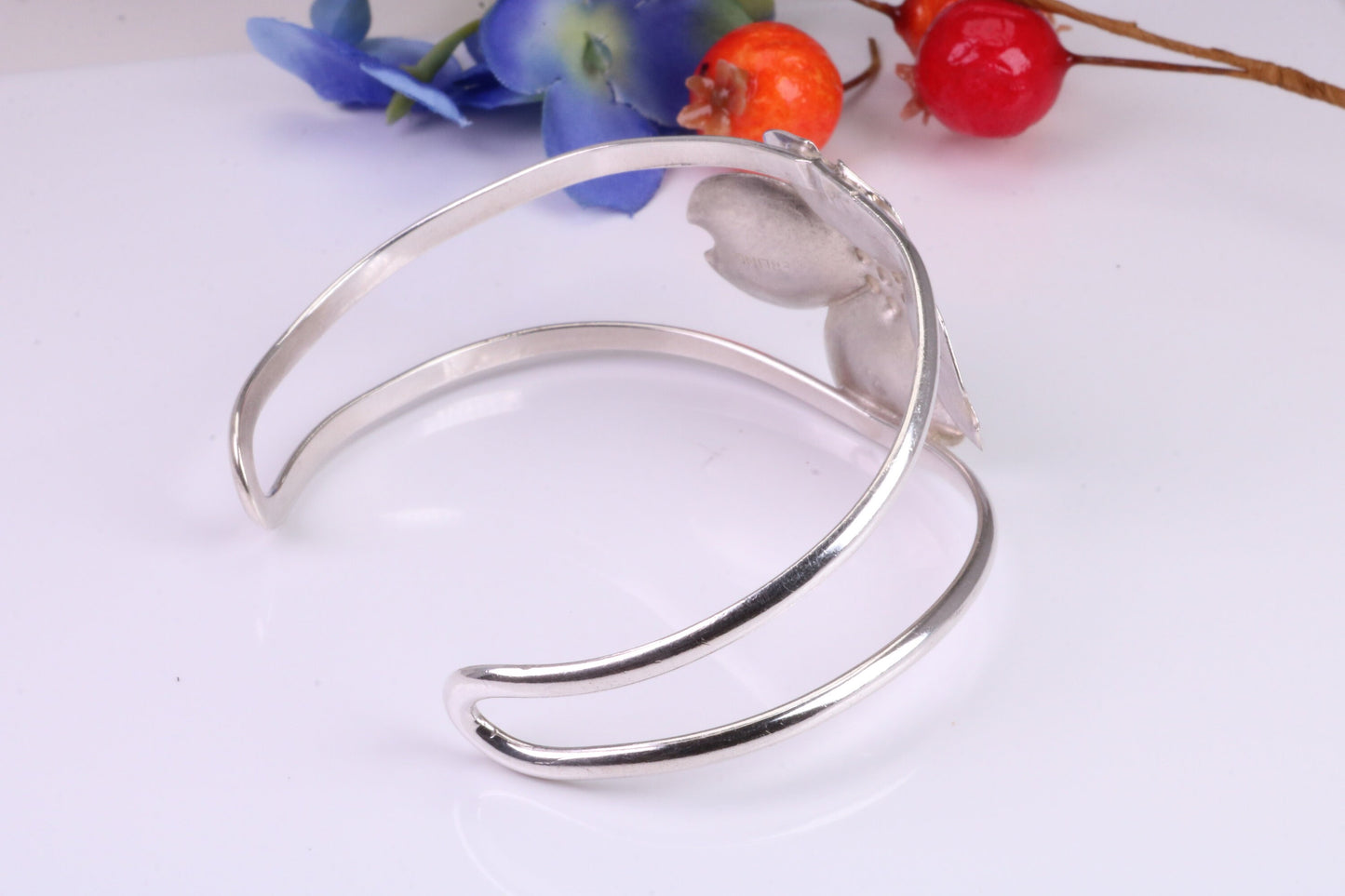 29 mm Wide Flower Oval Solid Silver Bangle