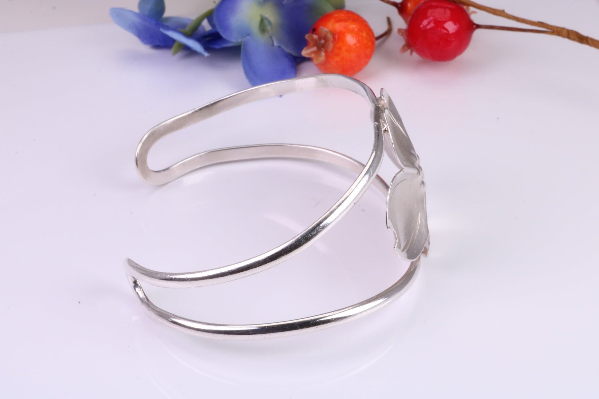 29 mm Wide Flower Oval Solid Silver Bangle