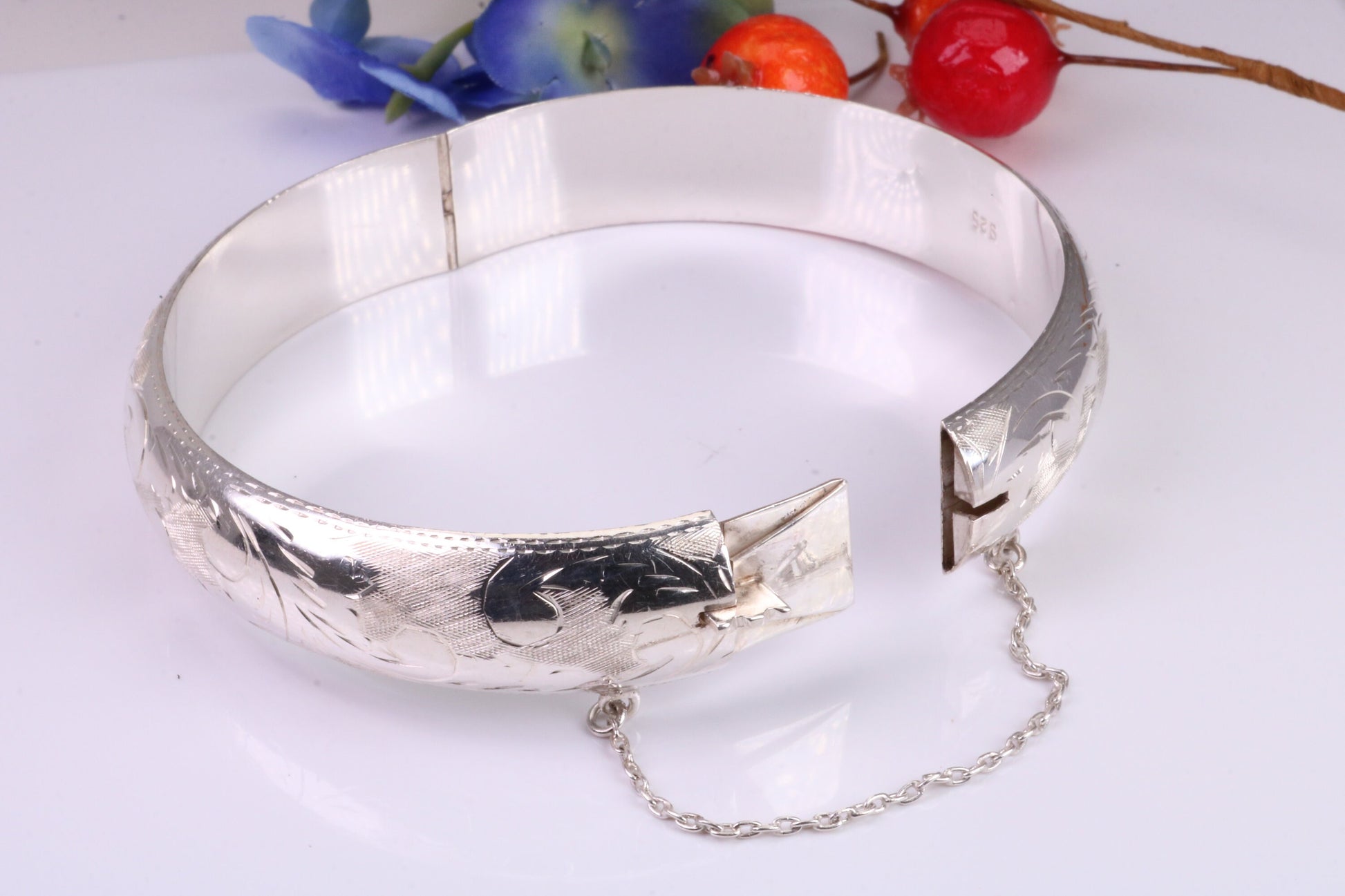 70 mm Round Solid Silver Hinged Bangle