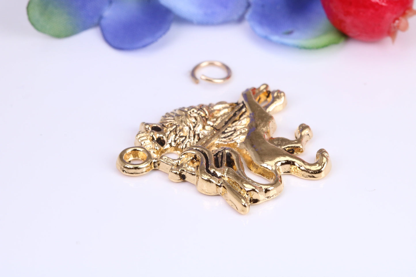 Rule Britannia Lion Charm, Traditional Charm, Made from Solid Cast Yellow Gold, British Hallmarked