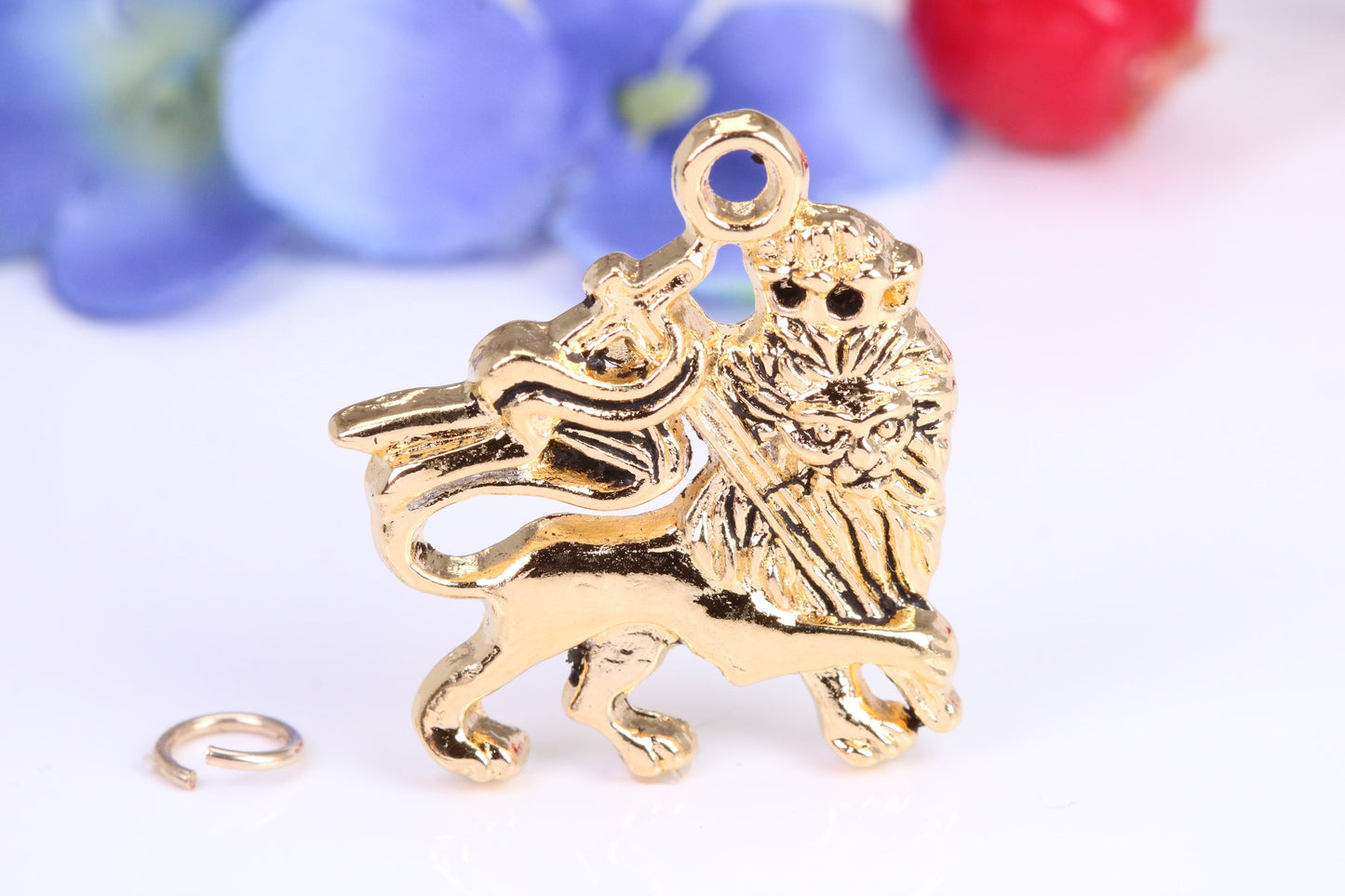 Rule Britannia Lion Charm, Traditional Charm, Made from Solid Cast Yellow Gold, British Hallmarked