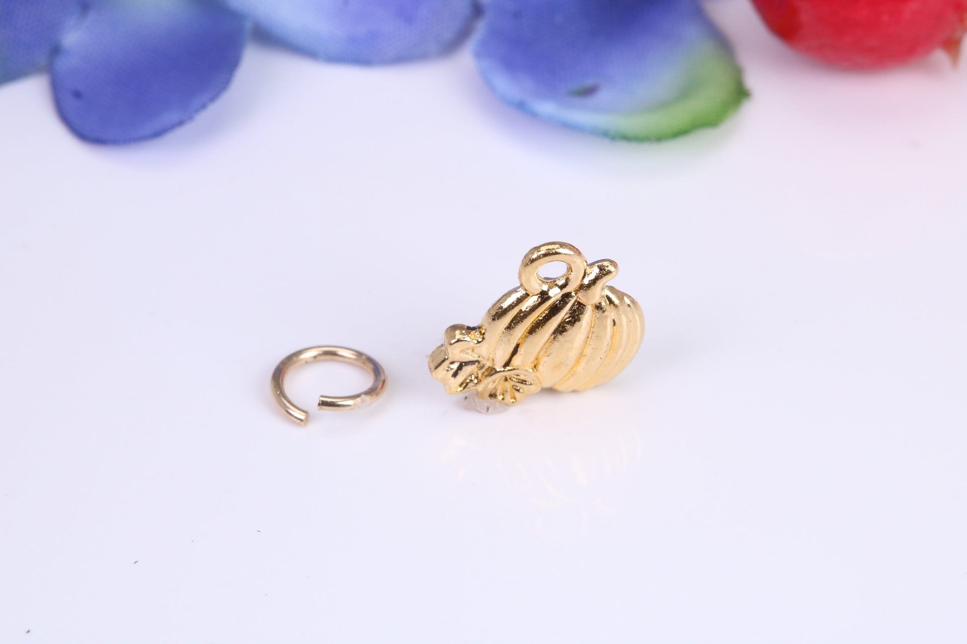 Pumpkin Charm, Traditional Charm, Made from Solid Cast Yellow Gold, British Hallmarked