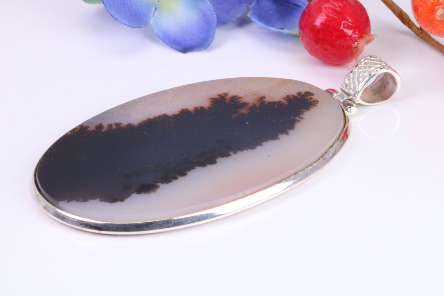 Very Large Agate Necklace set in Sterling Silver