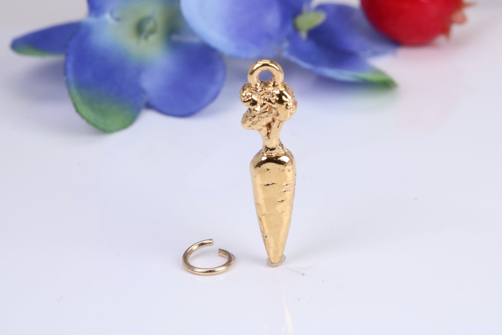 Carrot Charm, Traditional Charm, Made from Solid Cast Yellow Gold, British Hallmarked