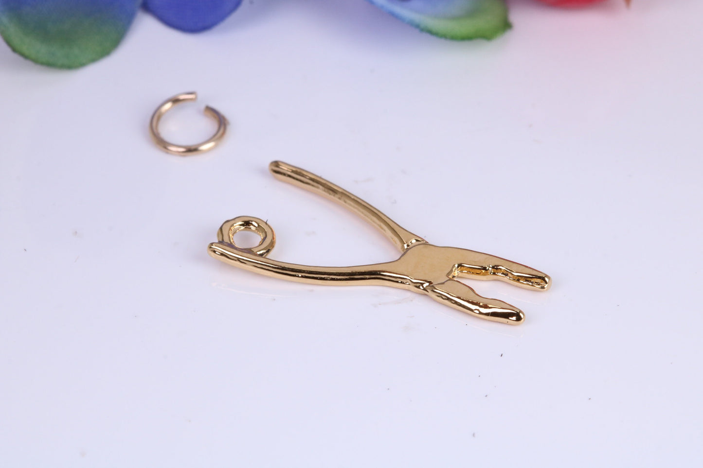 Pliers Charm, Traditional Charm, Made from Solid Cast Yellow Gold, British Hallmarked