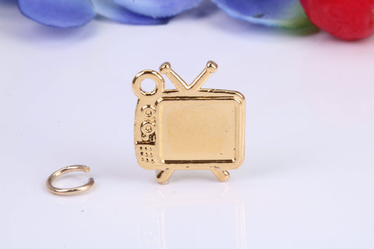 Vintage Television Charm, Traditional Charm, Made from Solid Cast Yellow Gold, British Hallmarked