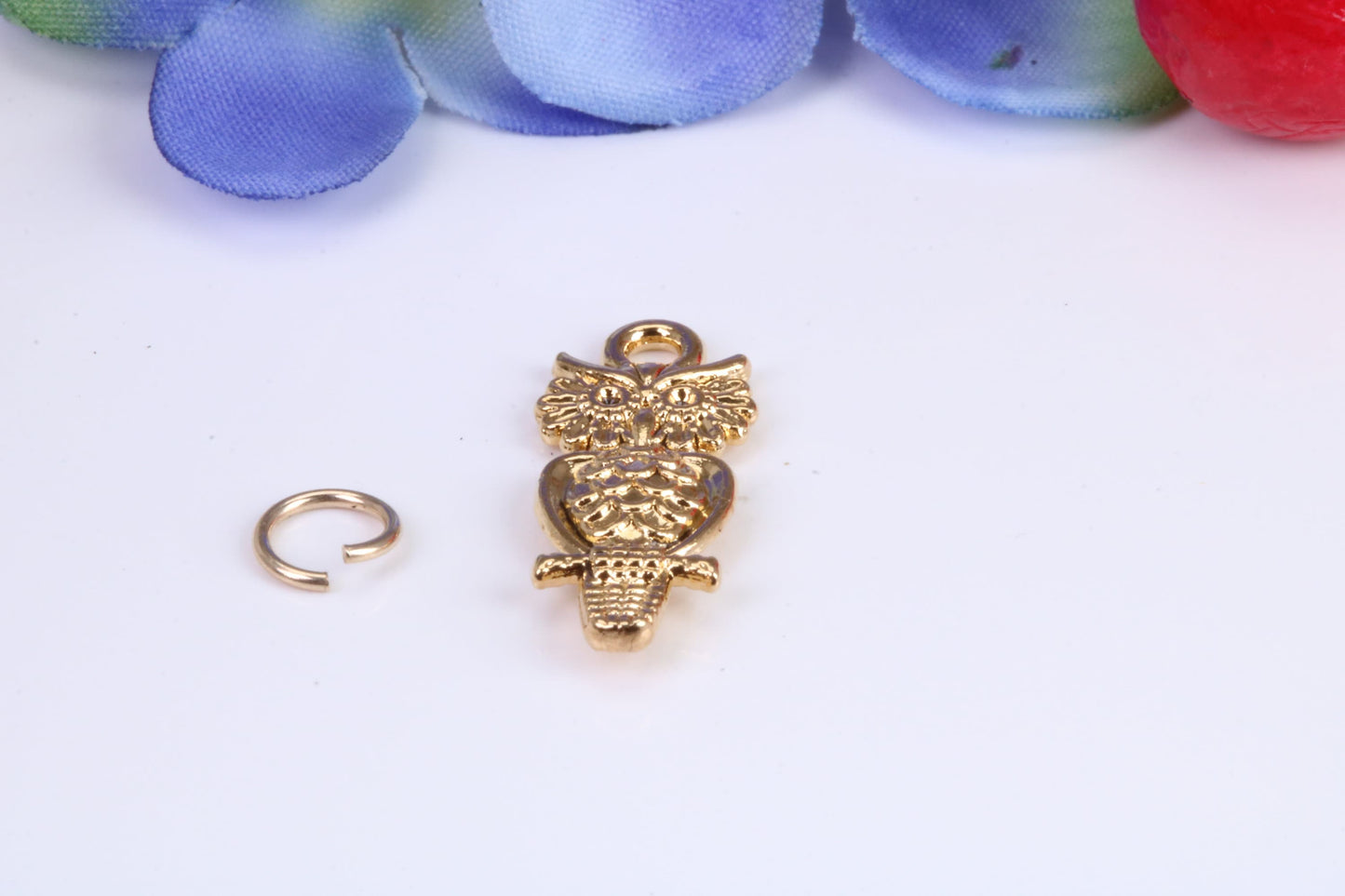 Owl Charm, Traditional Charm, Made from Solid Cast Yellow Gold, British Hallmarked