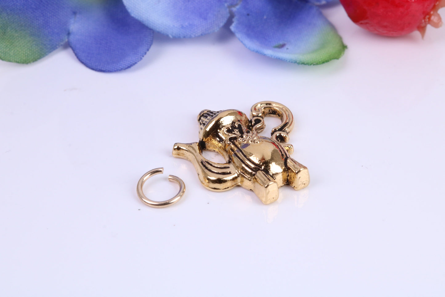 Tea Pot Charm, Traditional Charm, Made from Solid Cast Yellow Gold, British Hallmarked